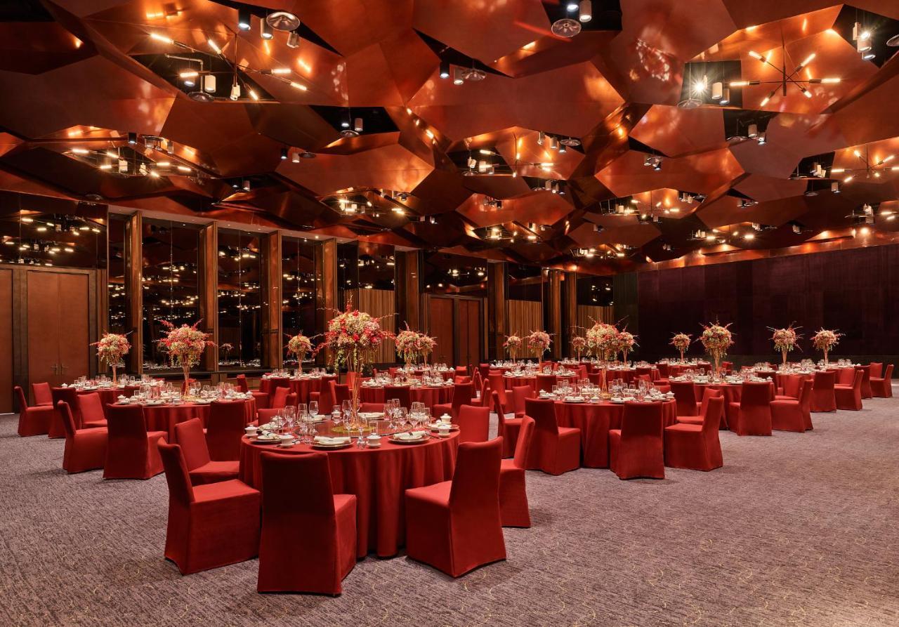 Hotel Mumian Beijing Daxing International Airport, Part Of Hyatt Esterno foto The interior of the ballroom