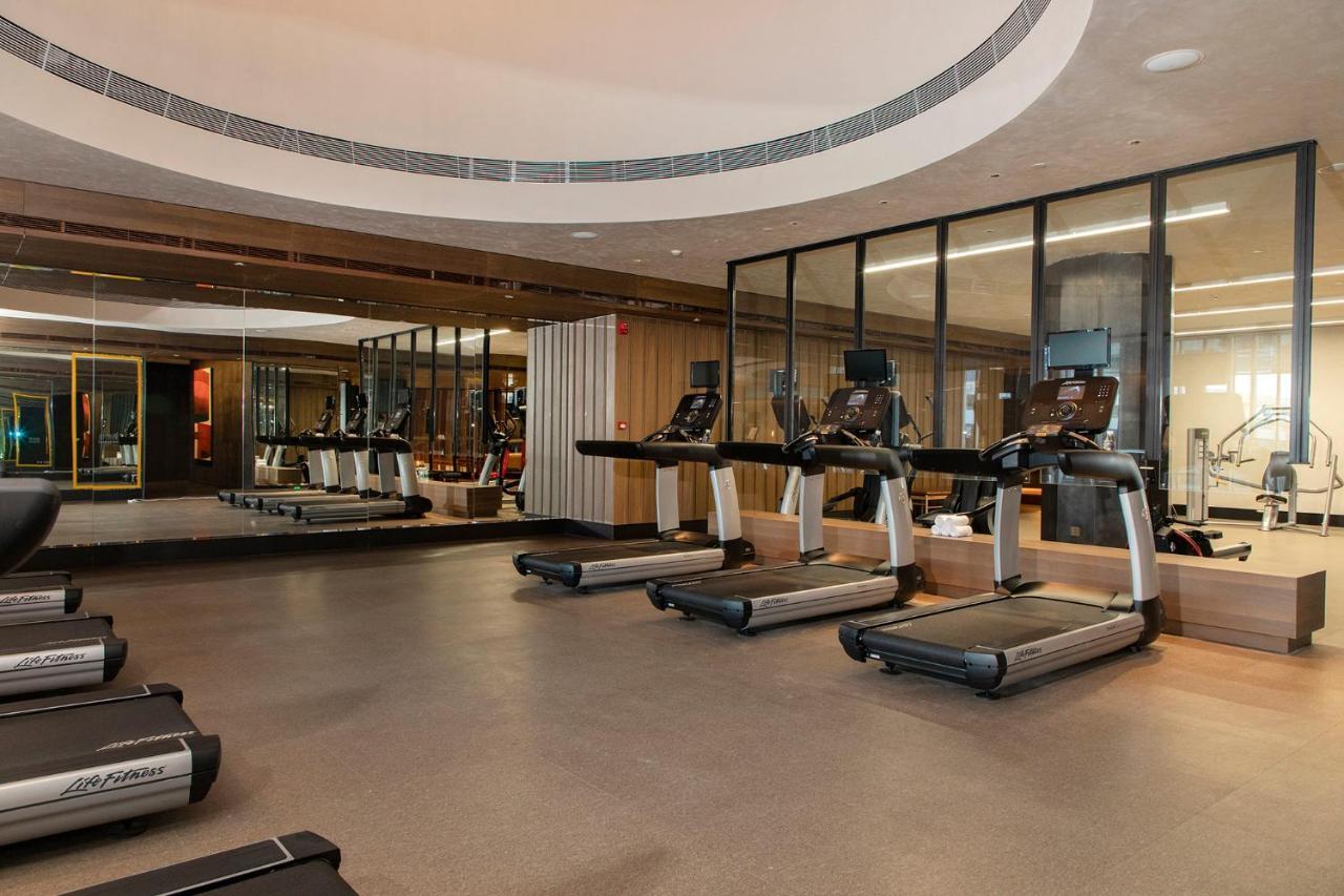 Hotel Mumian Beijing Daxing International Airport, Part Of Hyatt Esterno foto The gym at the hotel